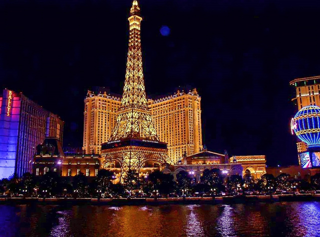 How to Have Fun in Las Vegas Without Overspending