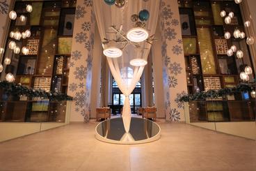 Vida Downtown sparks off holiday festivities with a unique inspirational installation