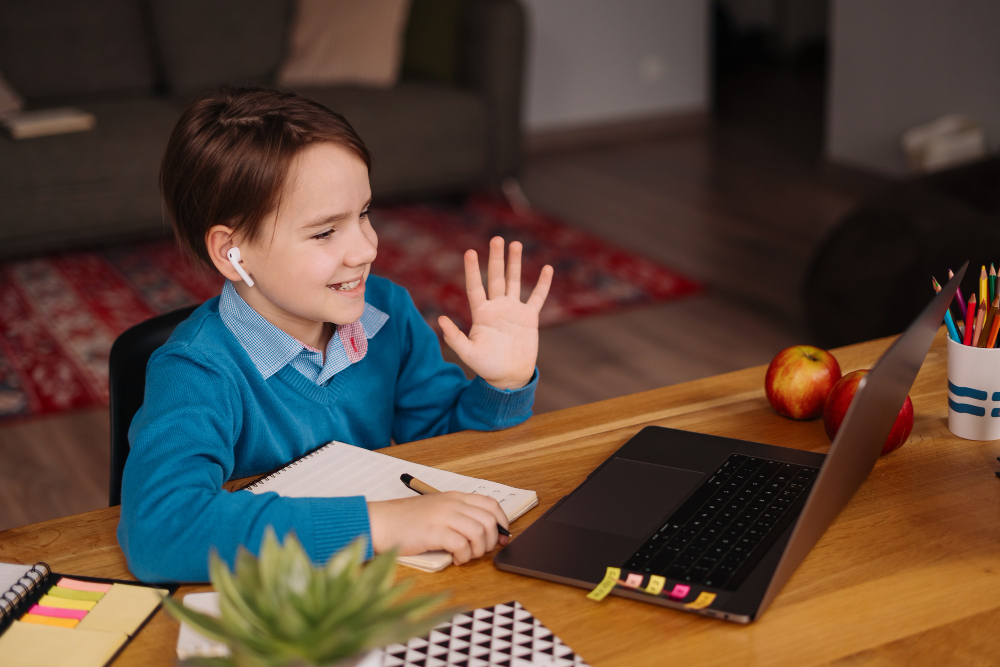 UAE Authorities Share Guidance on Supporting Children During Distance Learning and Stressful Times