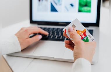 FAQs When Buying Spirits Online in the UAE