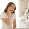 How Makeup Remover Can Improve Your Skin Health
