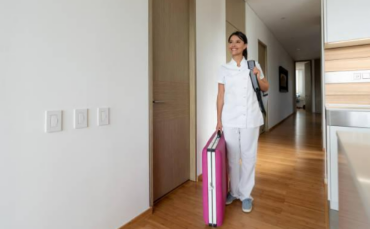 Why More People Are Choosing Massage at Home in Dubai Over Spa Visits