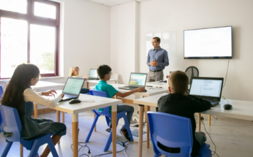 Aldar Education to Hire 300 Emiratis in Abu Dhabi Schools Under New ADEK Partnership