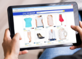 How to Shop Women’s Clothes Online Smartly in the UAE