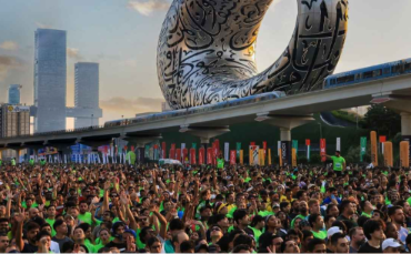 Dubai Run 2025 sees thousands take over Sheikh Zayed Road on Sunday morning