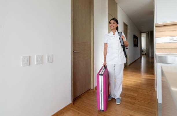 Why More People Are Choosing Massage at Home in Dubai Over Spa Visits