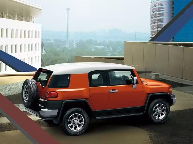 Toyota FJ Cruiser price in UAE