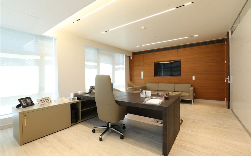 Modern Office furniture in Dubai