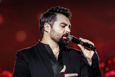 Aleksey Chumakov live