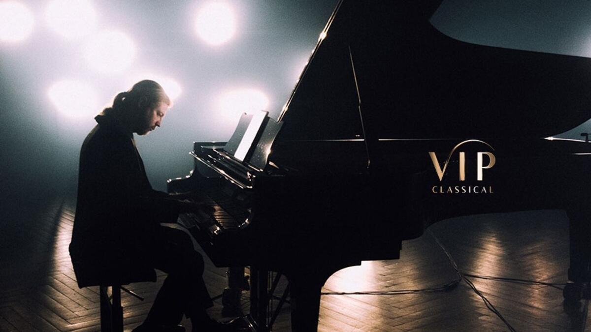 Denis Kozhukhin live