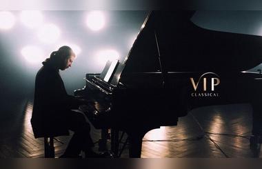 Denis Kozhukhin live