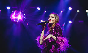 Sophie Ellis-Bextor live