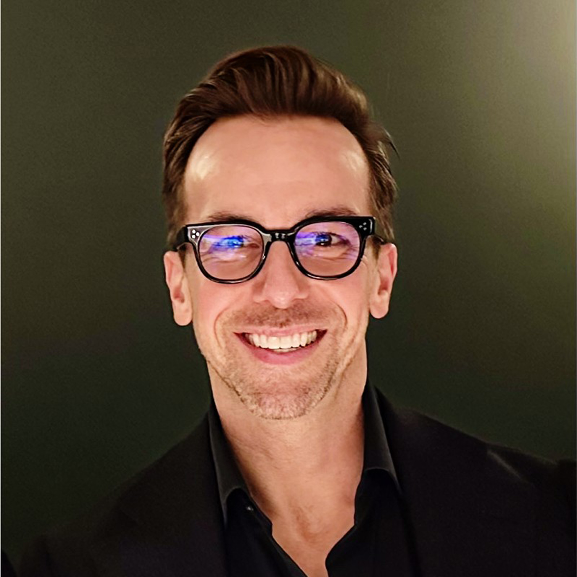 Salesforce Research Highlights AI Agents’ Potential Amid Declining Consumer Trust