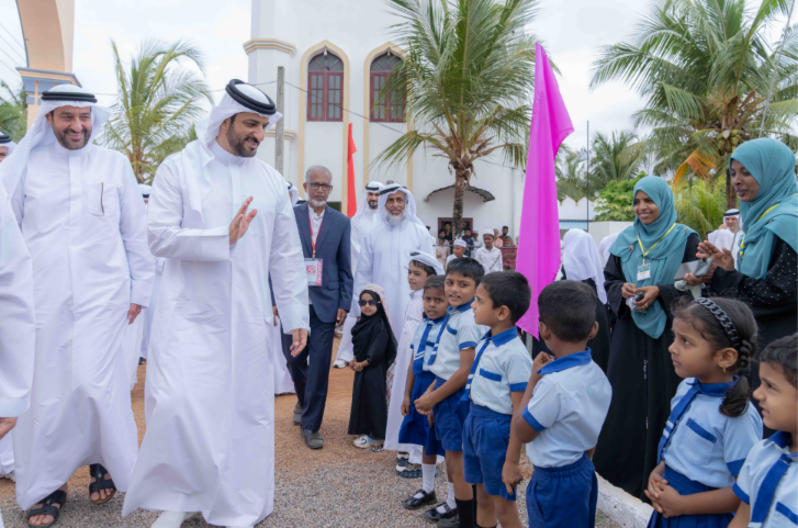 Sultan bin Ahmed visits Al Rahma Village in Sri Lanka