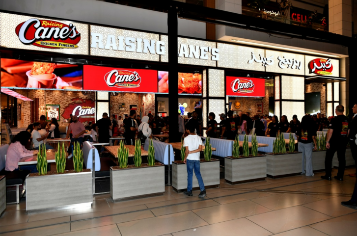 Raising Cane’s celebrates 10 years in the Middle East with grand re-opening of first Kuwait restaurant