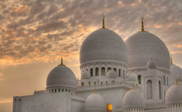 Sheikh Zayed Grand Mosque Ranks First in Middle East, Eighth Globally in TripAdvisor 2025 Report