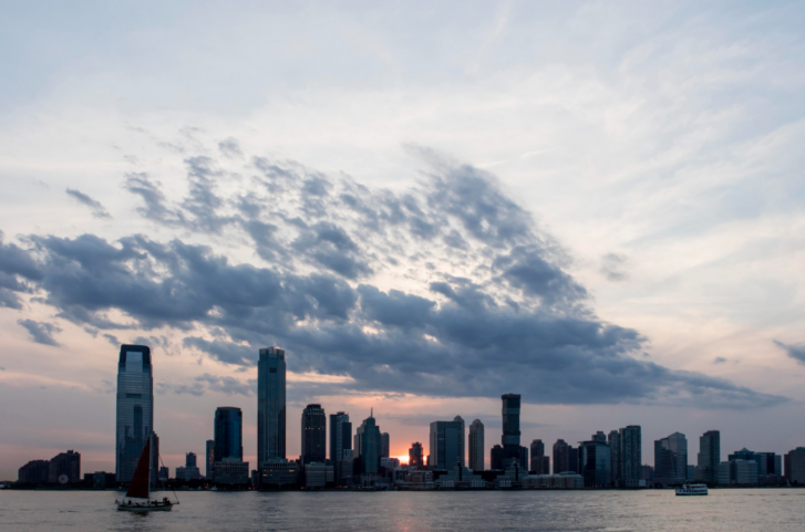 Fair to Partly Cloudy Weather Expected Across UAE; Temperatures May Dip to 20°C in Abu Dhabi