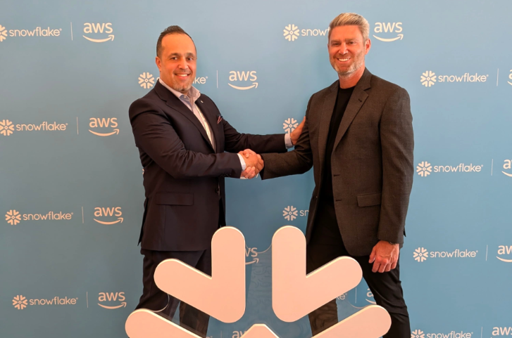 Snowflake launches AWS deployment in UAE, building on $2 billion AWS Marketplace sales