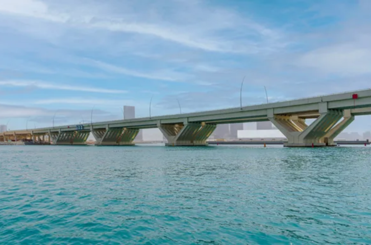 Abu Dhabi opens new bridges linking Al Reem Island to E-12 highway
