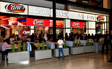 Raising Cane’s celebrates 10 years in the Middle East with grand re-opening of first Kuwait restaurant