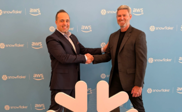 Snowflake launches AWS deployment in UAE, building on $2 billion AWS Marketplace sales