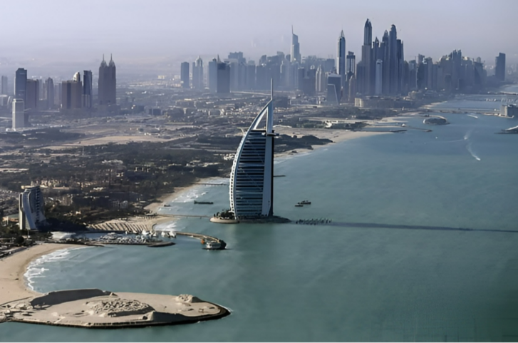 Dubai asks hotels to support stranded guests amid airspace closure