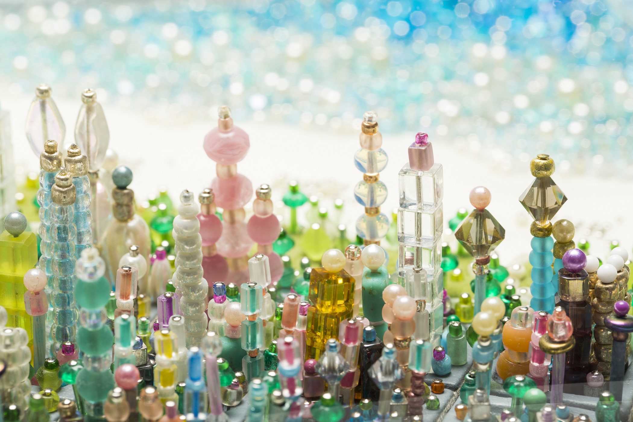 Artist Sally Curcio will lead the Seventh Edition of The Sheikha Manal Little Artists Program