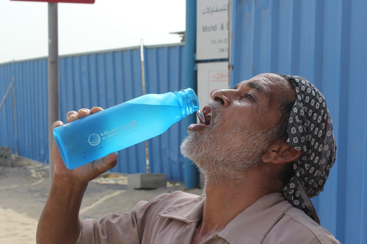 Al Ansari Exchanges Beat the Heat Initiative Provides Cool and Refreshing Water Containers for UAE Laborers and Workers