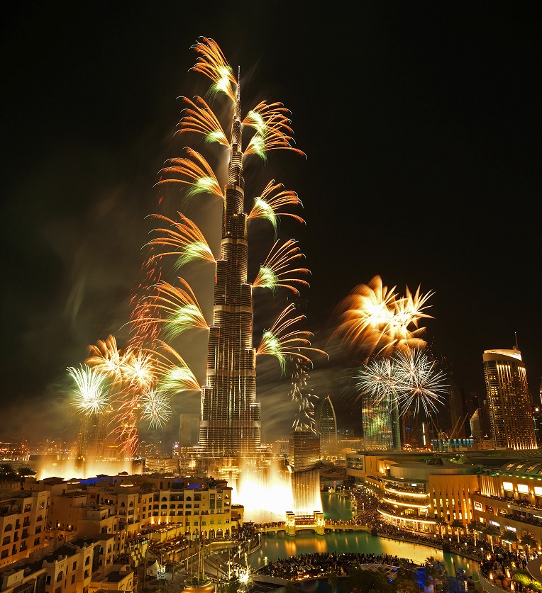 Breathtaking fireworks spectacle and first-of-its-kind illuminated LED faade on Burj Khalifa to welcome 2015 at Downtown Dubai New Years Eve Gala