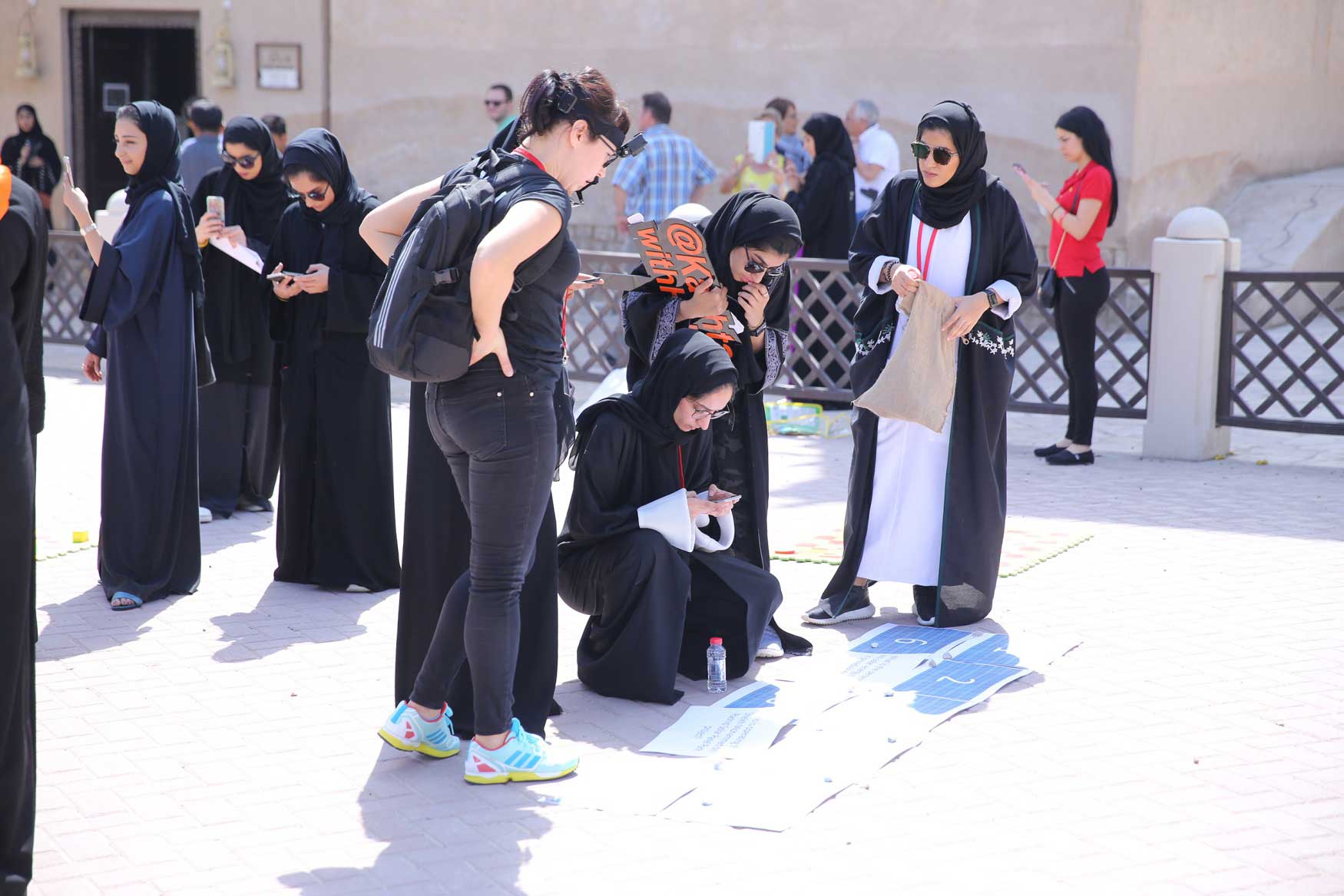 DEWA Organises Thrilling Treasure Hunt to Promote Earth Hour 2017