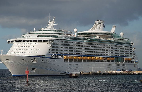 Dubai Ship