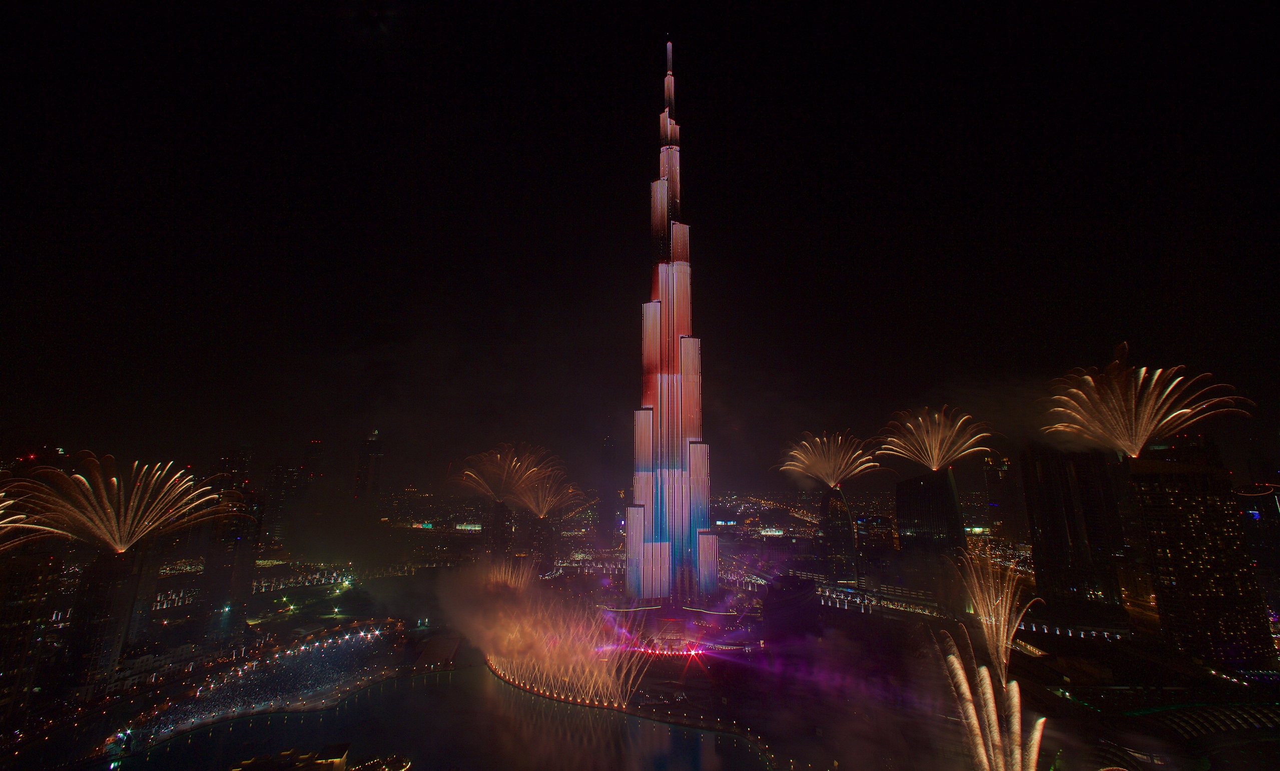 Dubai ushers in 2015 with worlds most-watched New Years Eve spectacle by Emaar in Downtown Dubai 