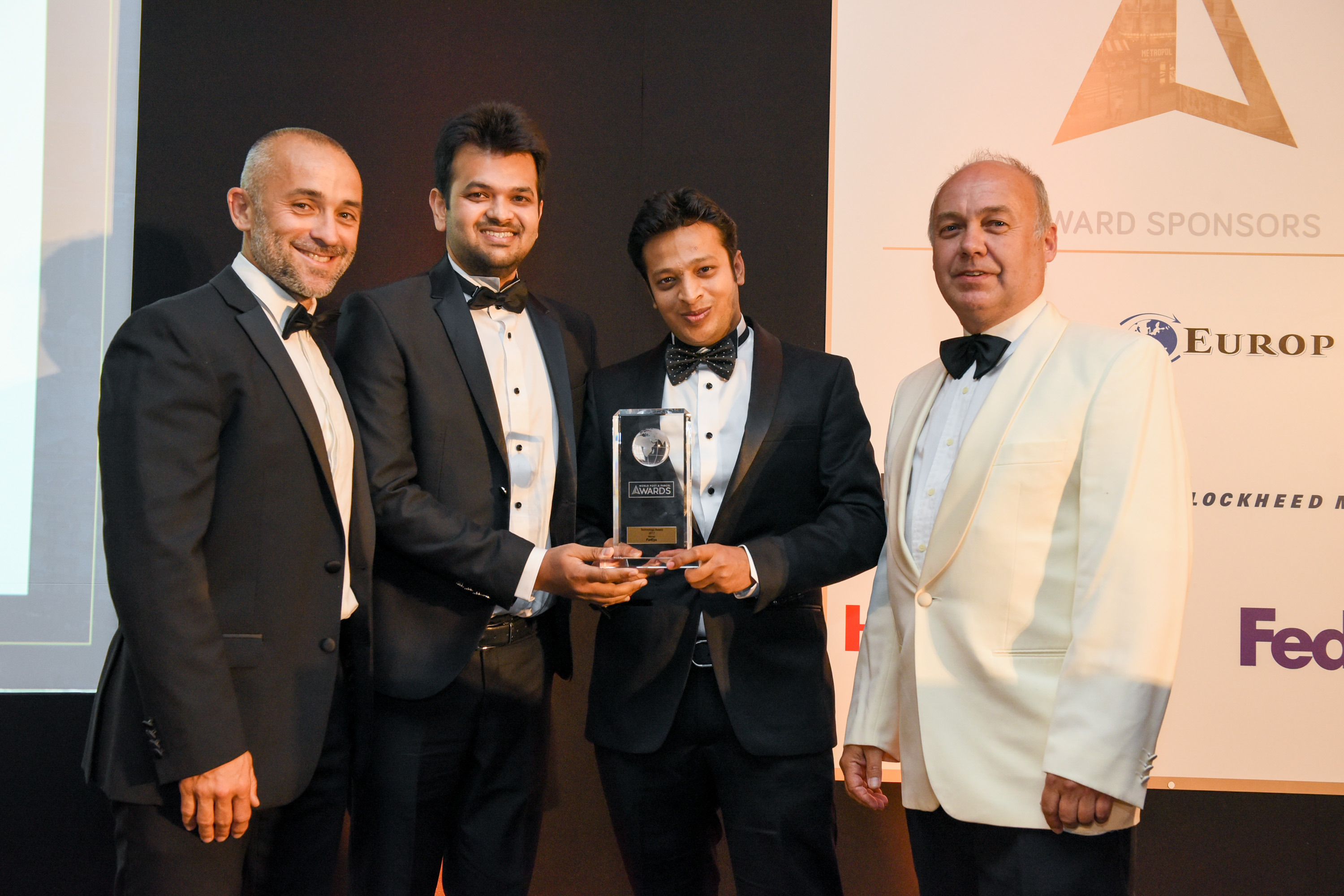 FarEye Wins Prestigious World Post & Parcel Award in the  Technology Category