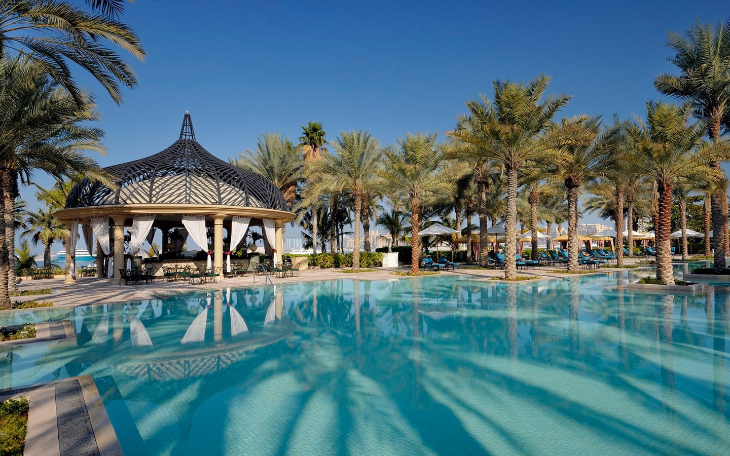 How to Spend Less and Have a Great Time in Dubai
