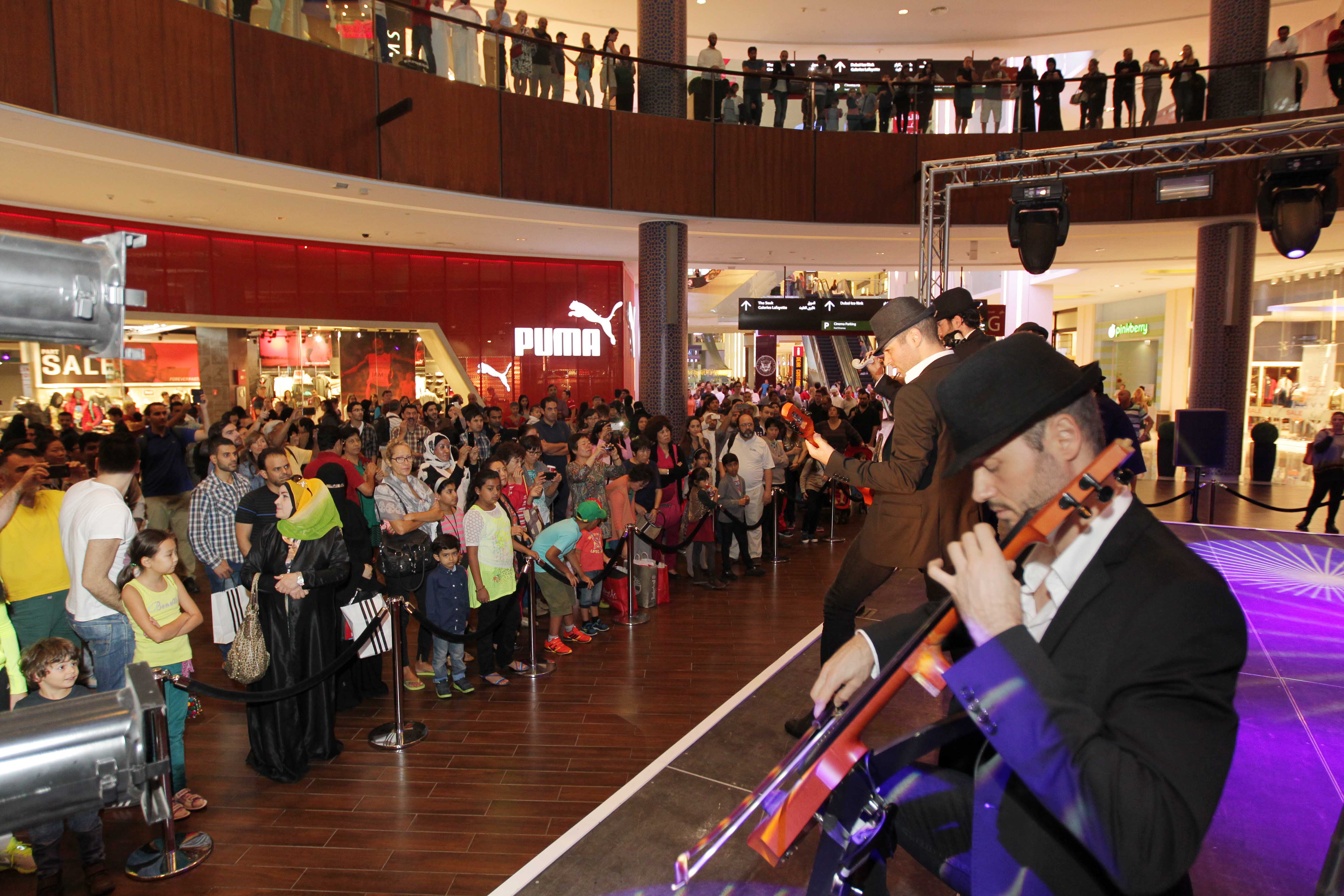 Los Vivancos steps up tempo at Dubai Shopping Festival