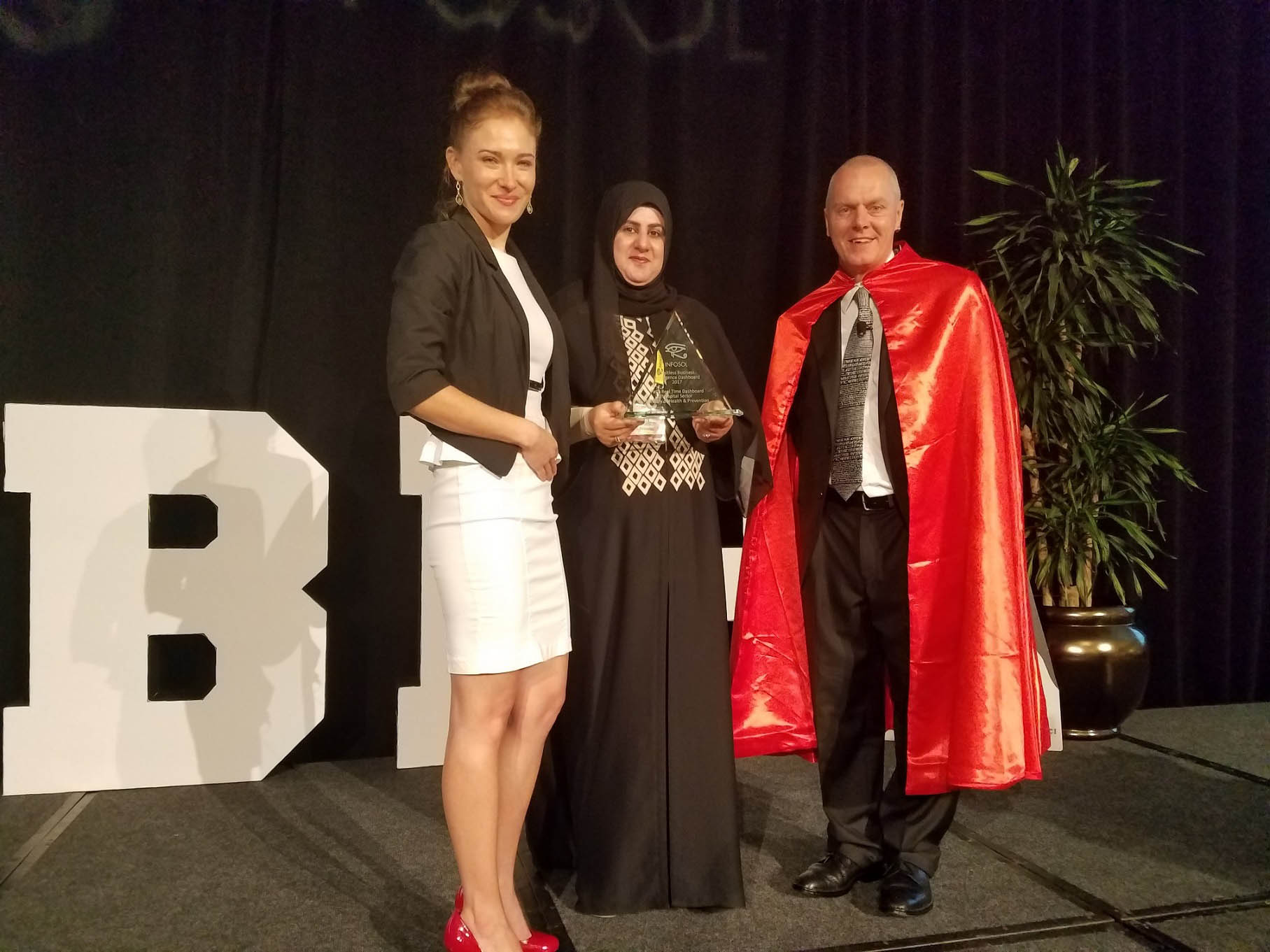Ministry of Health & Prevention wins Limitless Business Intelligence Dashboard 2017 at IBIS Business Intelligence Dashboards Awards
