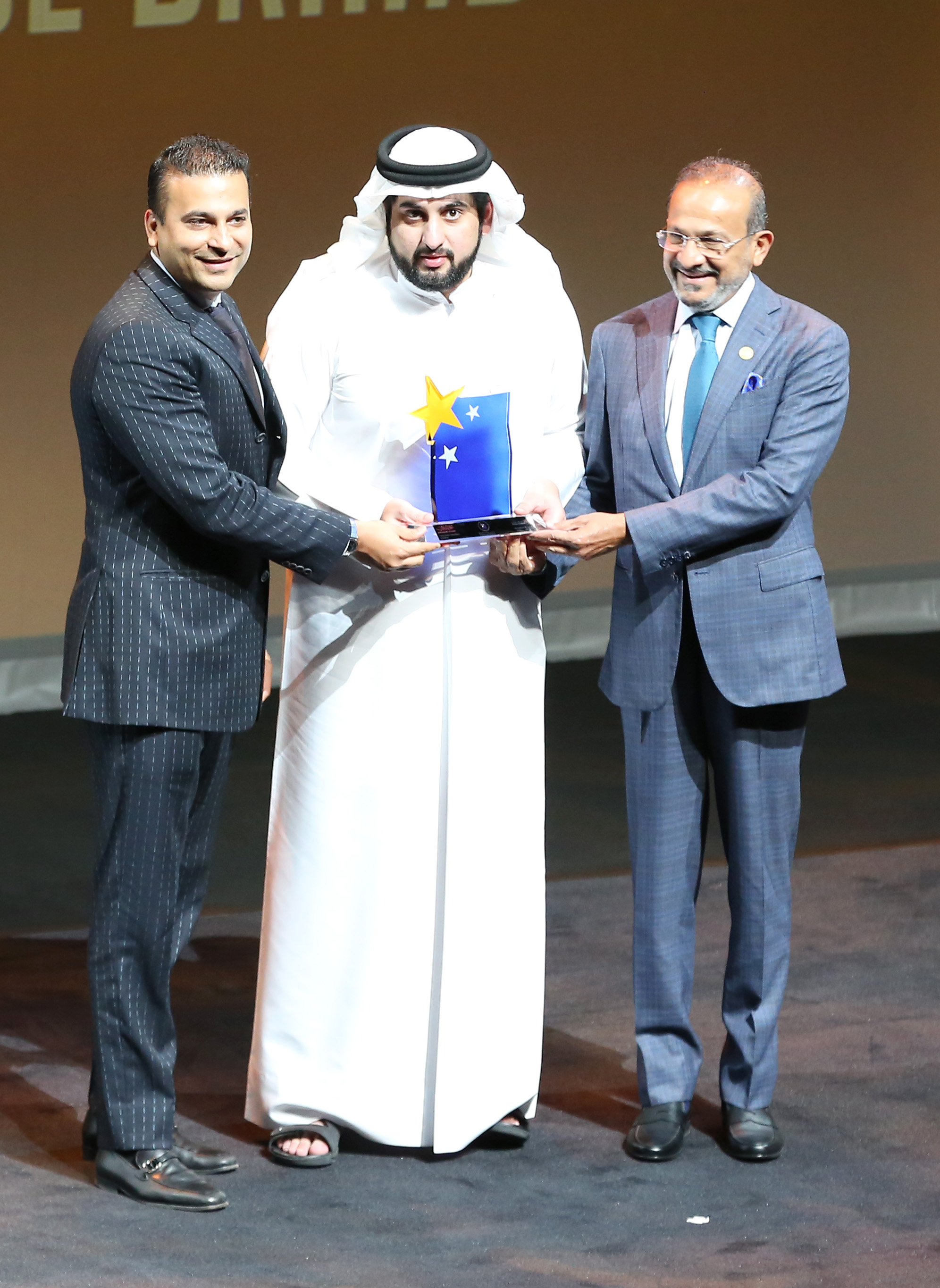 Pure Gold Jewellers Wins Best Service Performance Brand Title at  2018 Dubai Service Excellence Scheme Award