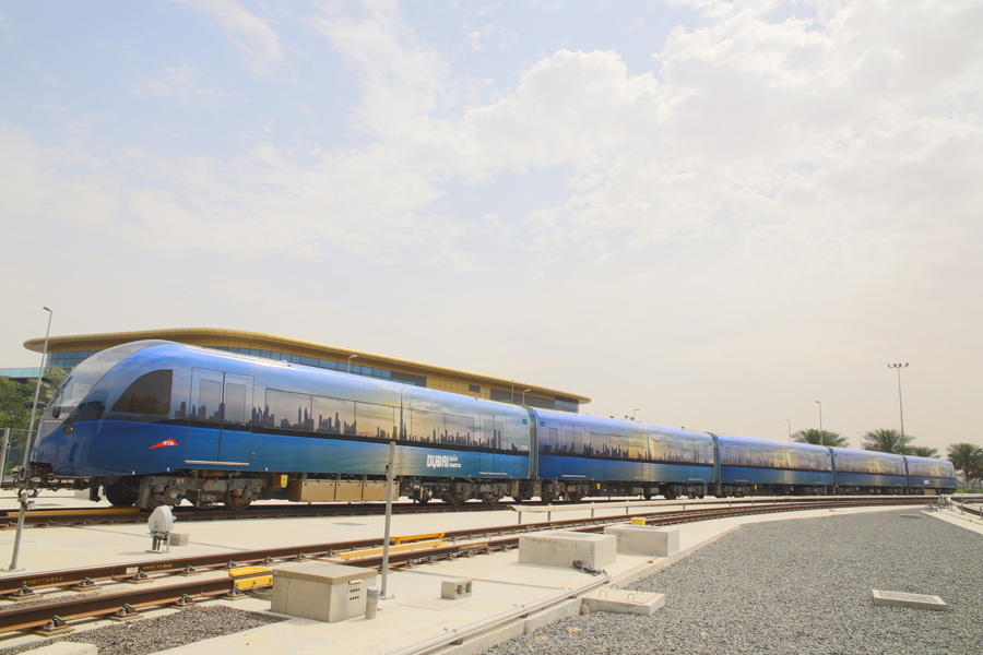 Stunning photograph by HH Sheikh Hamdan bin Mohammed adorns Dubai Metro carriage