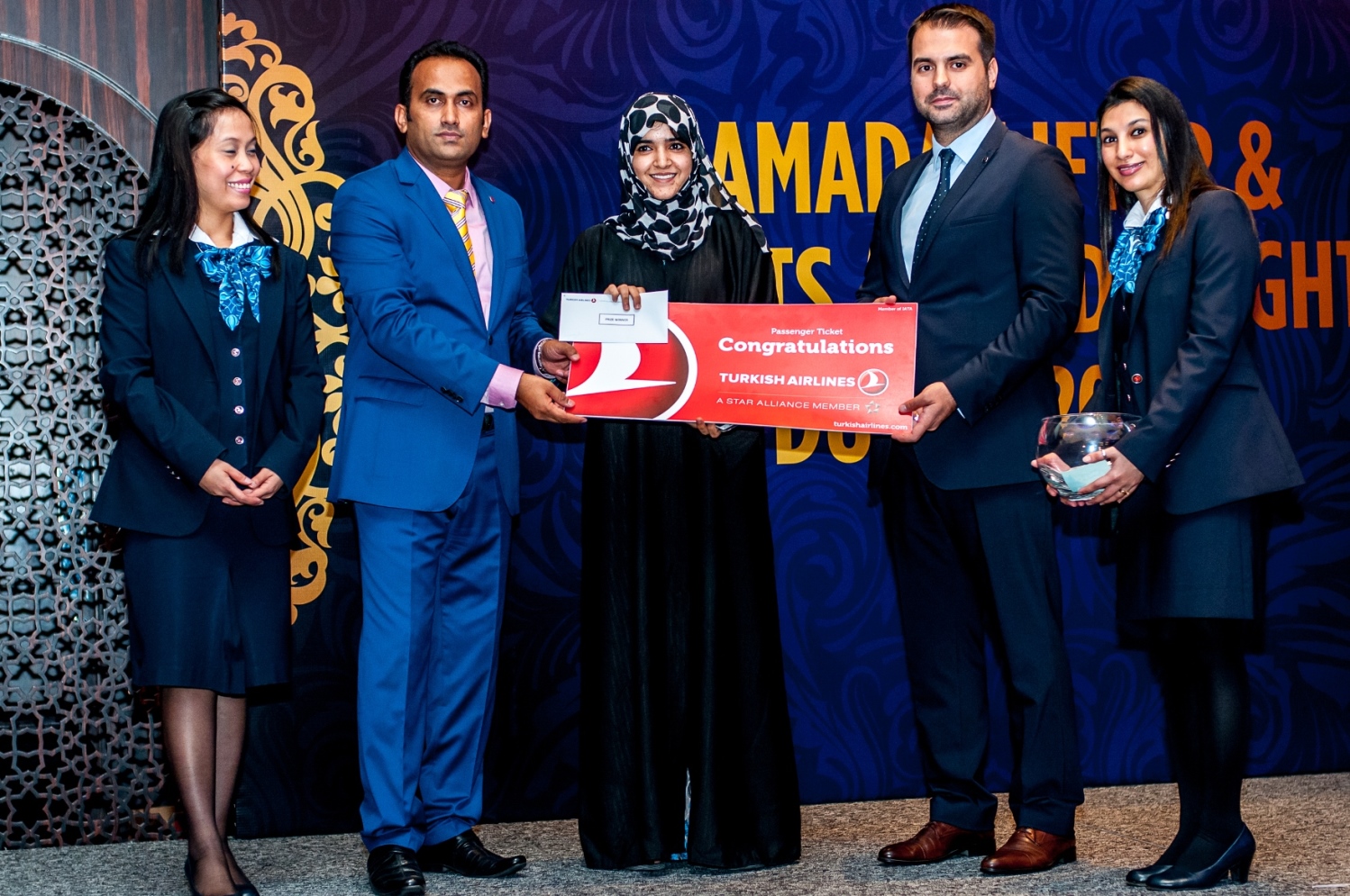 Turkish Airlines honours travel agencies in Dubai for H1 2015 performance