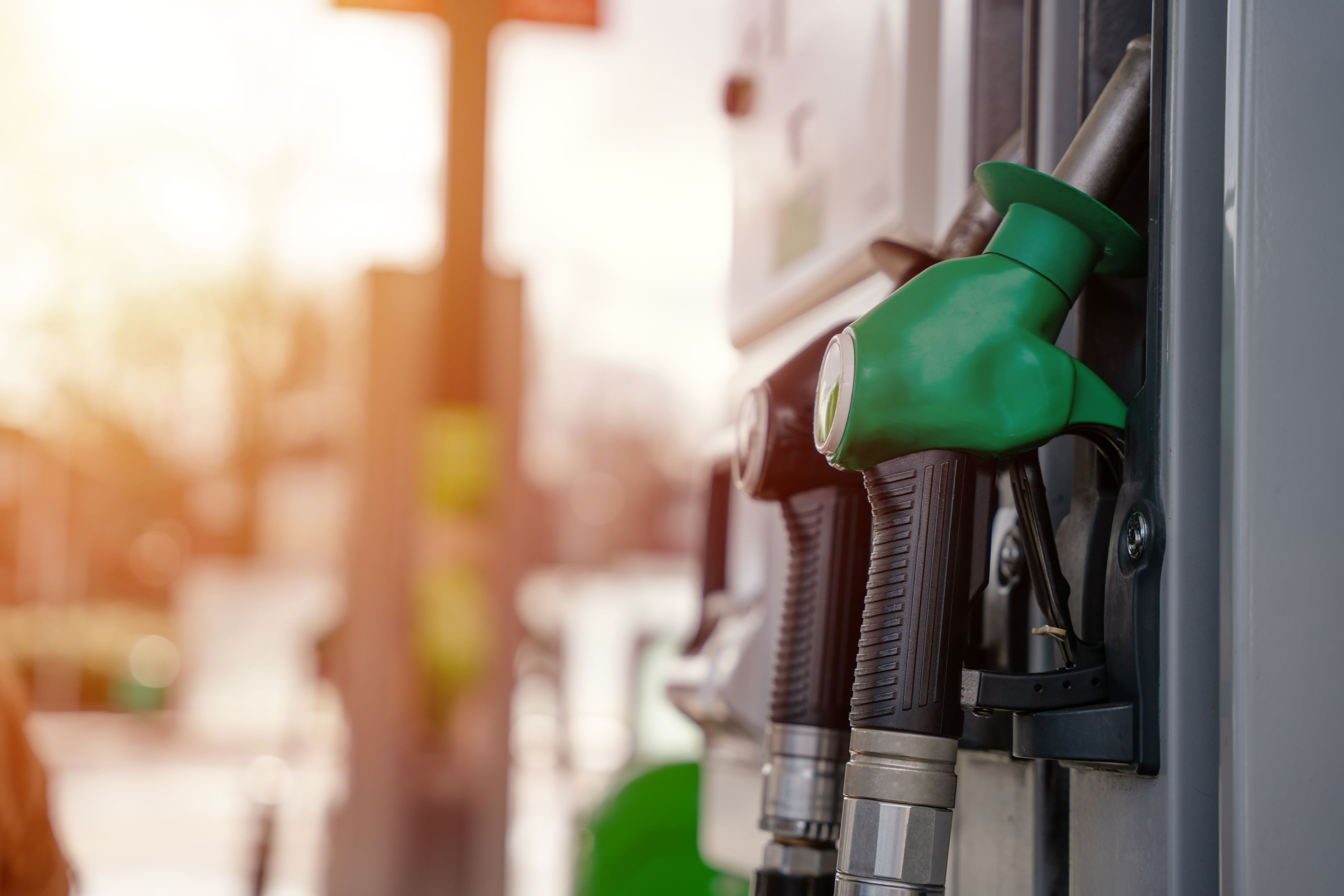 UAE Fuel Price Committee Announces Fuel Prices for April 2025