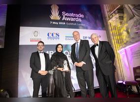 Dr. Noura Al Dhaheri receives Young Person in Shipping Award at Seatrade Awards 2019