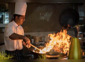 Get Carried Away in a Culinary Theme Night in Mazina at Address Dubai Marina