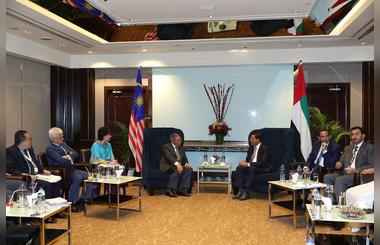 Ministry of Economy Titled Al Mansoori Holds Strategic Meeting with Malaysian Minister of International Trade and Industry