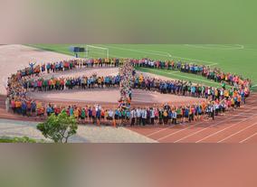 Students at Dubai American Academy Celebrate International Peace Day