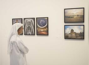 Vantage Point Sharjah 5 Treats Visitors to Striking Images of Daily Life in the Emirate