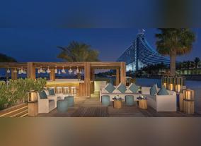 "Celebrity-Spotting"- a Holiday, Not a Hobby