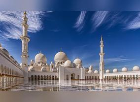 5 Top Places to Visit While Traveling to United Arab Emirates