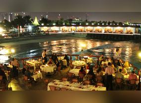 Dubai Dhow Cruise Dinner