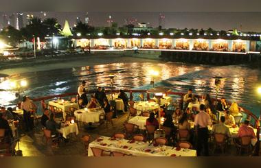 Dubai Dhow Cruise Dinner