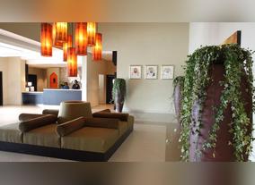 Holiday Inn Express, Dubai, Jumeirah - A Placid Jaunt